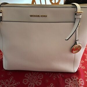 Michael Kors tote bag! Never been used